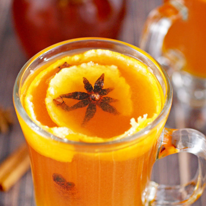 https://www.thismamacooks.com/images/2014/12/hot-toddy-with-tea-2-720x720.jpg