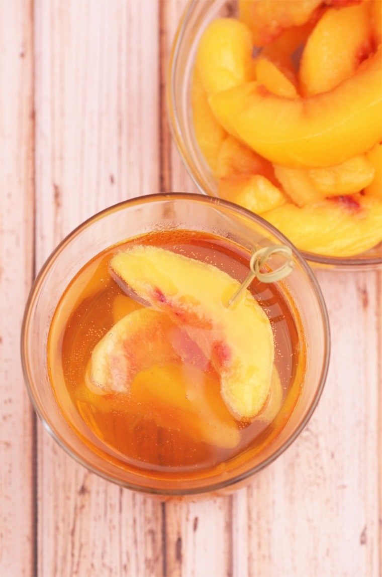Georgia On My Mind Peach Whiskey Spritzer Cocktail | This Mama Cooks ...