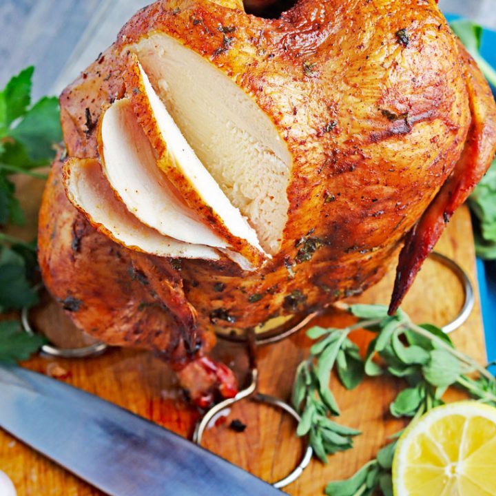 https://www.thismamacooks.com/images/2019/04/Smoked-Beer-Can-Chicken-Recipe-3-720x720.jpg